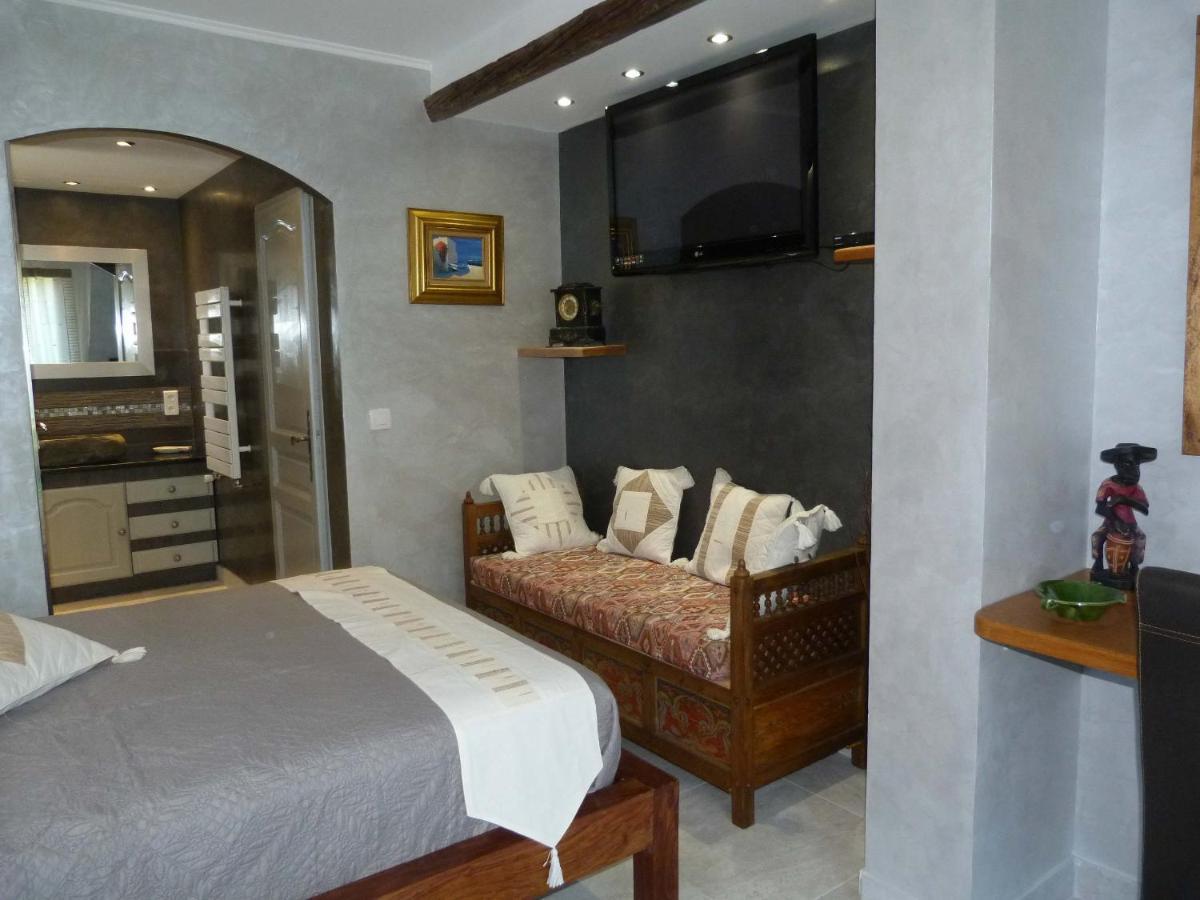 Les Bambous B&B Levens Eksteriør billede